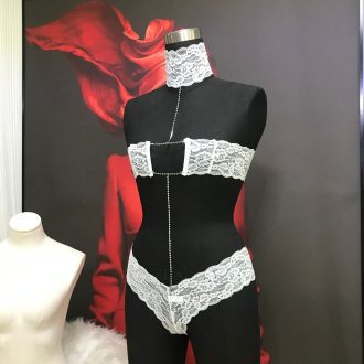 Sexy White Lace Neck Rhinestone Free Size Top