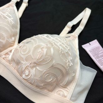 Breathable Cotton Wire-Free Triangle Bra & Mesh Low-Waist Briefs Set