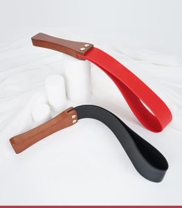 Solid Wood Handle Leather Whip – Premium Cowhide Riding Crop