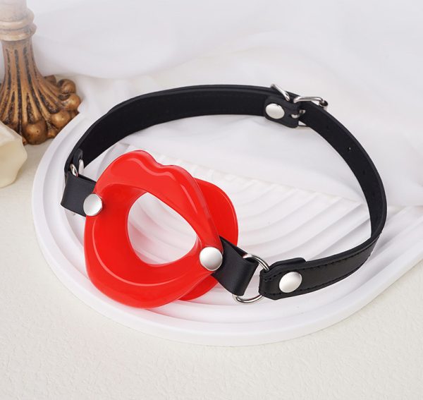 Lip shaped erotic gag - Image 5