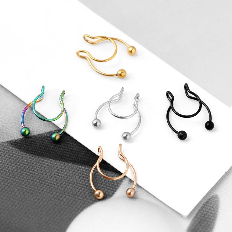 Piercing-Free Horseshoe Nose Ring - Image 4
