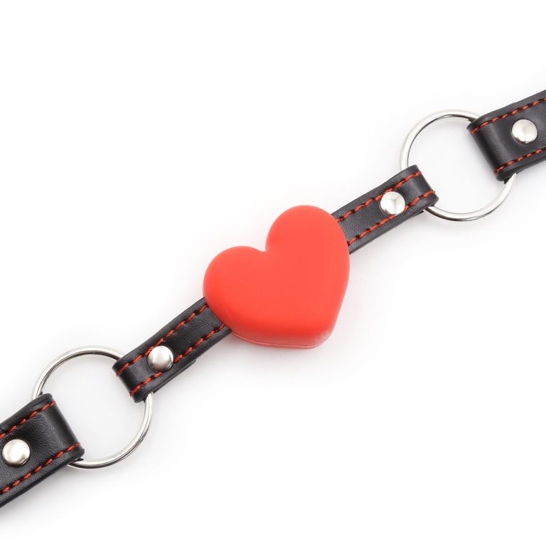 Heart-shaped silicone sex ball gag