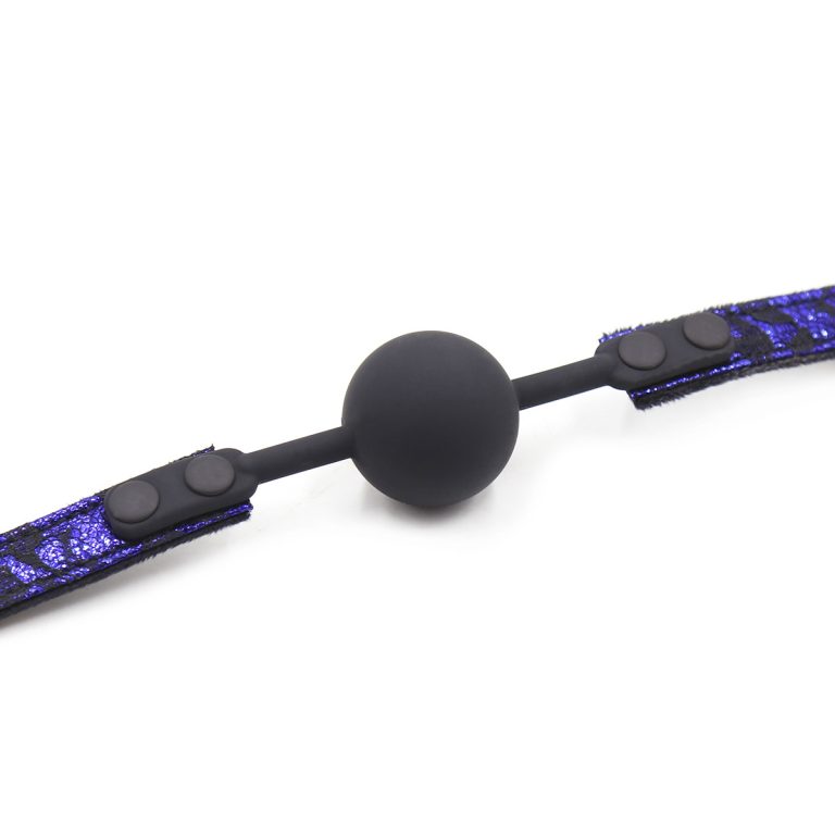 Noble Classical Patterned Fabric Sex Silicone Ball Gag A new and alternative sex toy? Look no further! Our sex ball gag is designed to provide an unparalleled experience of pleasure and stimulation. The gag part of this innovative product is made of high-quality silicone material to ensure that all users can wear it comfortably and safely, and it is non-toxic and harmless. Release the beast in you The innovative high-end fabric lace-up design is not only beautiful, but also provides a unique feeling. Compared with the previous leather design, it is easy to store, skin-friendly, and at the same time makes you feel ashamed. If it is worn by your partner, it can satisfy your desire to conquer. The textured surface and ergonomic shape are carefully designed to stimulate your senses and take you on an unrestrained journey of pleasure. Whether you are exploring new boundaries or indulging in single-player games, this gag will definitely satisfy your desire. Safety First Our sex gag puts safety first. Made of 100% silicone, this product is hypoallergenic, non-toxic and easy to clean. Smooth, rounded edges ensure a comfortable fit, minimizing the risk of discomfort or injury. Key Features: Premium silicone construction for durability and comfort Ergonomic design for optimal stimulation Hypoallergenic and non-toxic materials for safety Easy to clean and maintain Great for solo play or intimate exploration with a partner Indulge in the Ultimate Experience Take your pleasure to new heights with our product. Whether you are a seasoned explorer or just beginning your journey, this product is sure to give you an unforgettable experience. So what are you waiting for? Indulge in the ultimate intimacy and explore a world of unfettered pleasure. Order now and unleash the beast within you!