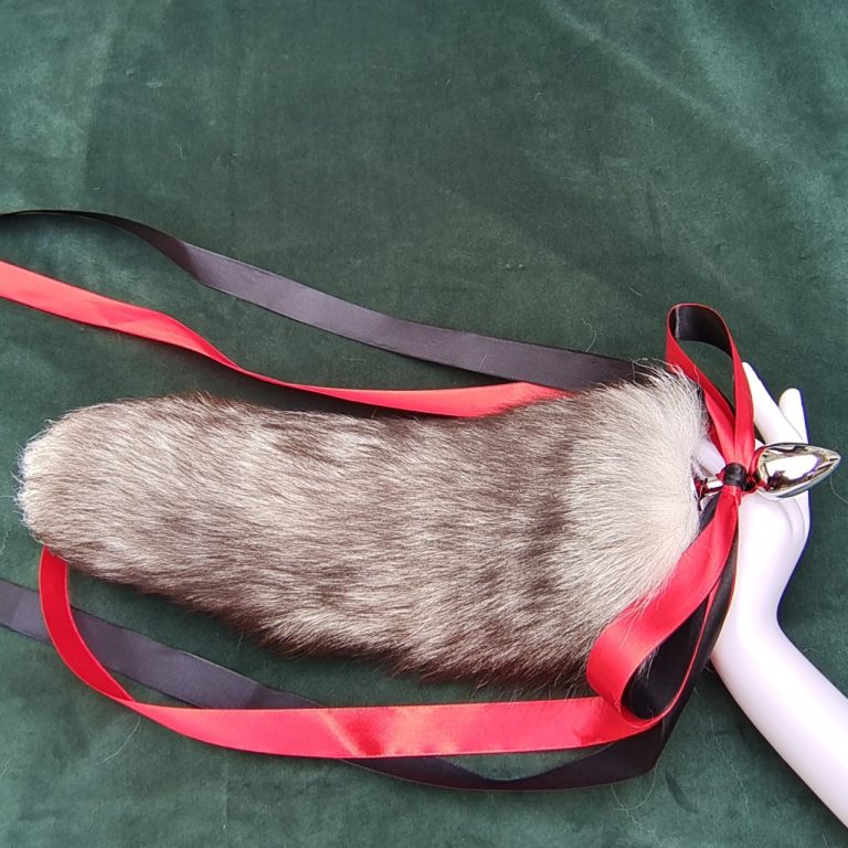 Silver gradient temptation fox tail butt plug tail (70cm) - Image 6