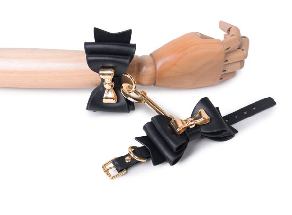 BDSM alternative black bow leather bondage training set (7 pieces)