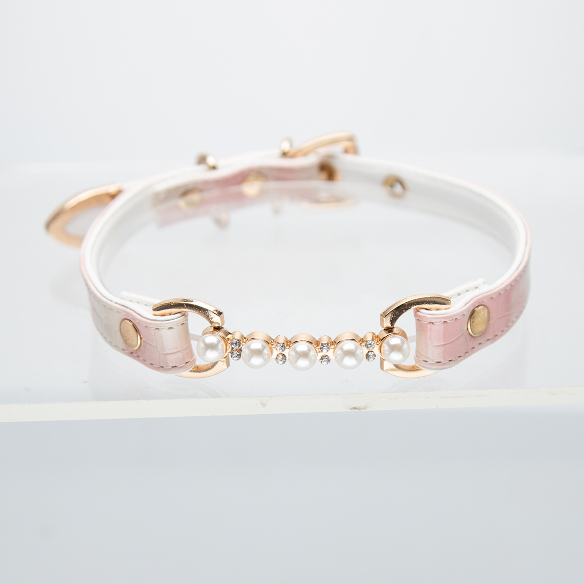 Original design niche pink crocodile leather pearl necklace (with leash)