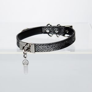 Small culture snakeskin pattern crystal bullet pendant stylish simple choker (without traction rope)