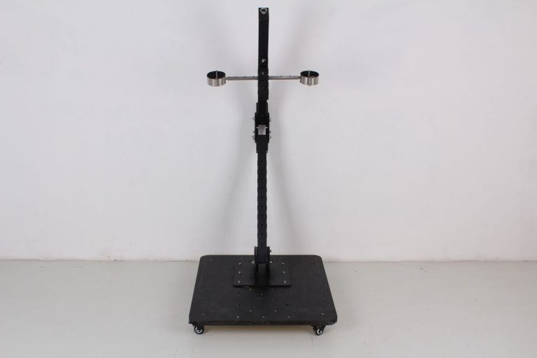 BDSM restraint standing punishment sex game rack