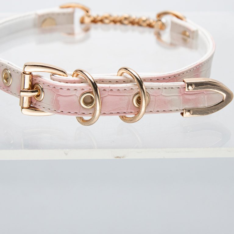 Pink crocodile leather exquisite pearl choker (without leash)