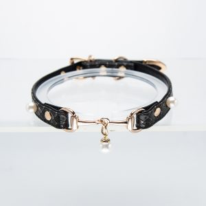 Snakeskin pearl pendant PUPPY cultural choker