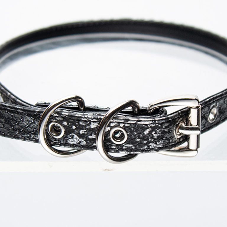 Thin snakeskin punk style choker (without leash)
