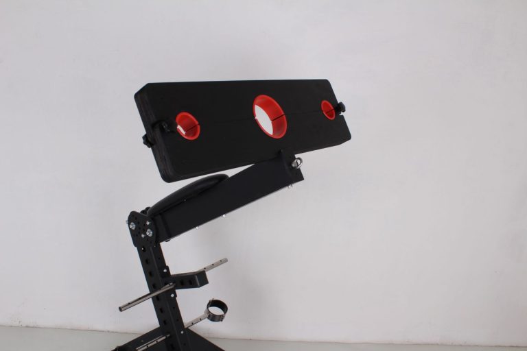 BDSM restraint standing punishment sex game rack