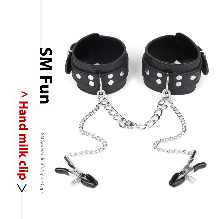 Cross-border new sm props fun milk clip handcuffs connected pu leather handcuffs sm milk clip alternative adult supplies