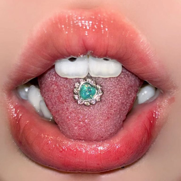 Love tongue nail imitation Aobao tongue ring tongue decoration multi-color love puncture jewelry new wholesale European and American - Image 2