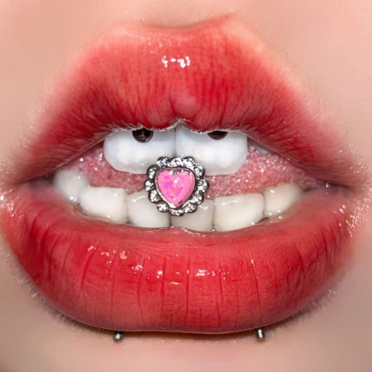 Love tongue nail imitation Aobao tongue ring tongue decoration multi-color love puncture jewelry new wholesale European and American - Image 3