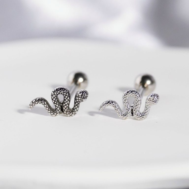 Small snake tongue nail stainless steel niche European and American tongue ring - Image 4