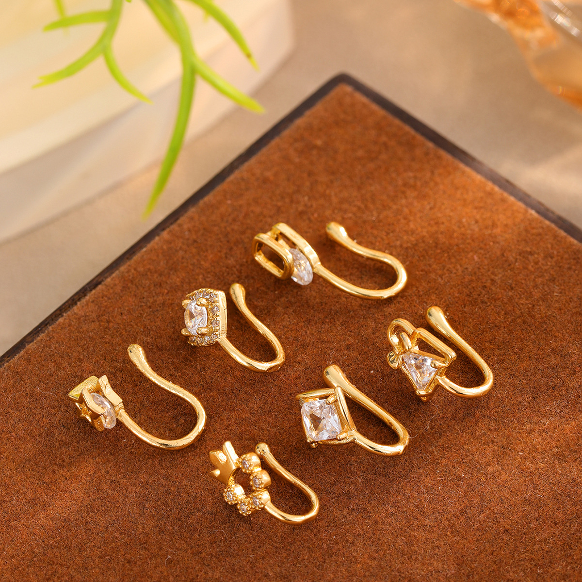 Simple Fashion Crown Shape Copper Inlay Zircon U-shaped Nose Clip Non-perforated Nose Ring Women Charm Party Jewelry - Image 3