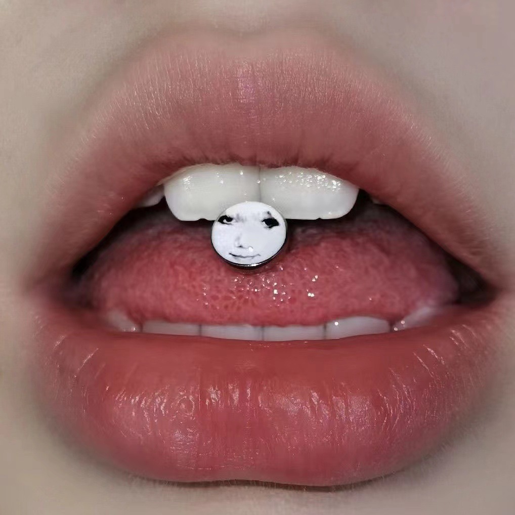 Funny Dragon Figure Drop Oil Tongue Nail Expression Bag Tide Cool Tongue Ornament External Thread - Image 2