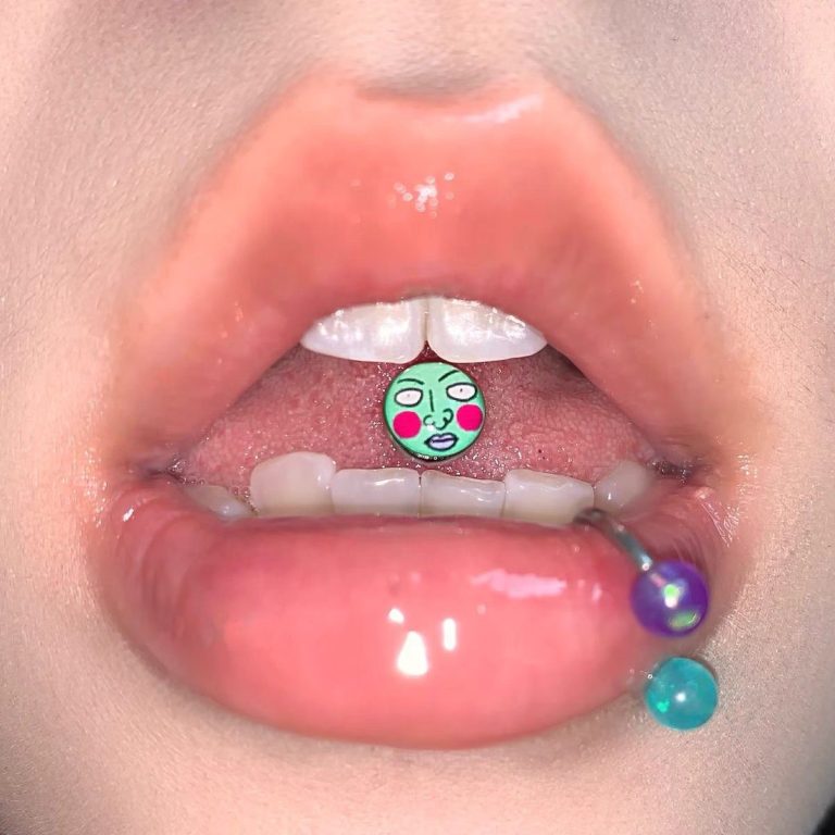 Funny expression bag small dimple tongue nail cute abstract outer spiral stainless steel tongue decoration puncture jewelry