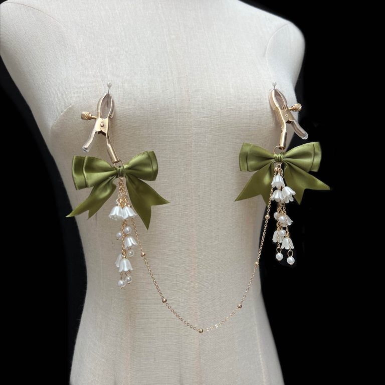 "Lily of the valley" cute bow breast clip women's supplies sm fun tools flirting sexy chest chain punishment Mimi clip - Image 3