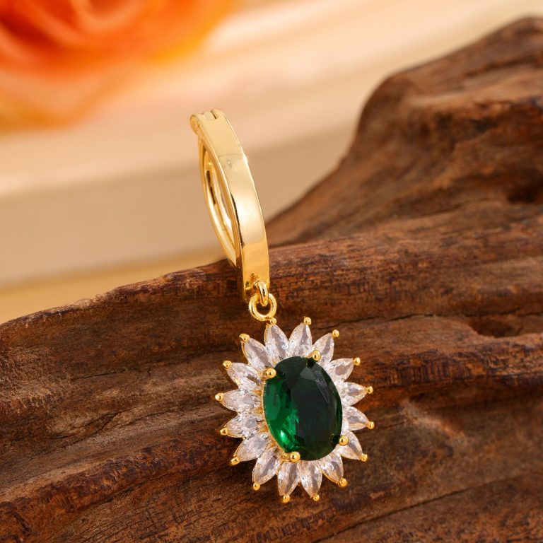New summer emerald copper inlaid zircon pendant belly button jewelry niche design factory wholesale - Image 3