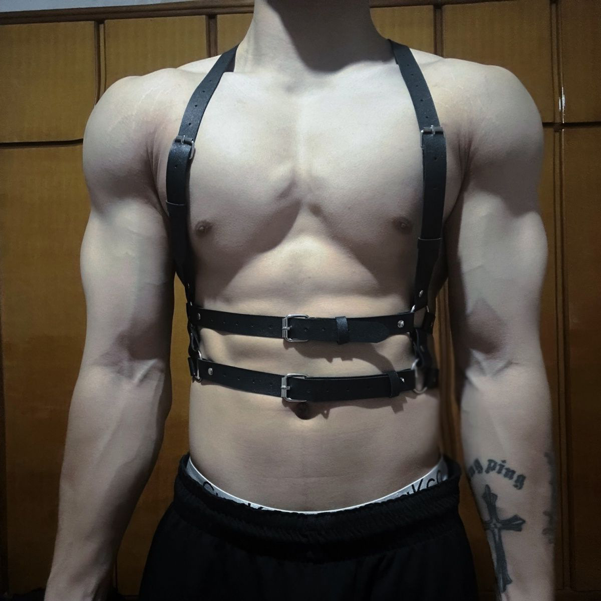 European and American Men's Strap T-shirt Shirt All-match Strap Leather Chest Strap Punk leather harness - Image 3