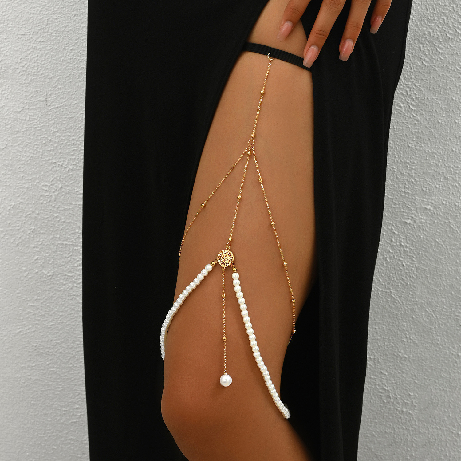 Boho Bamboo Pearl Thigh Chain: European Style Body Jewelry - Image 4