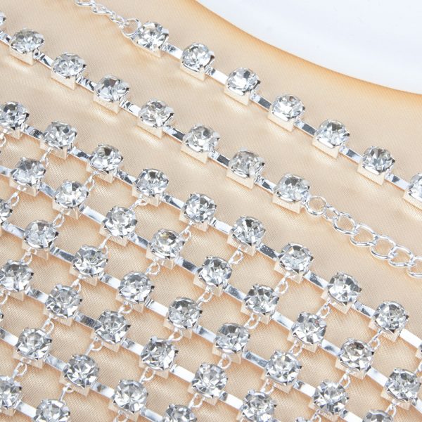 Diamond Body Chain Bra: Sexy Rhinestone Bikini Jewelry for Women - Image 3