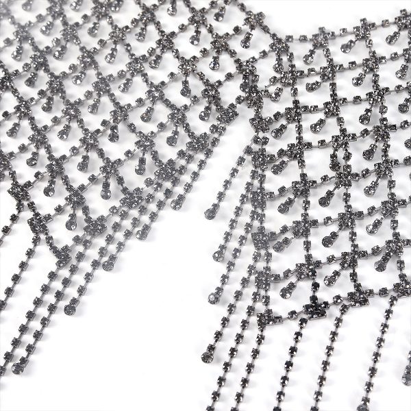 Diamond Tassel Body Chain: Sexy Bikini Jewelry for Club & Party - Image 4