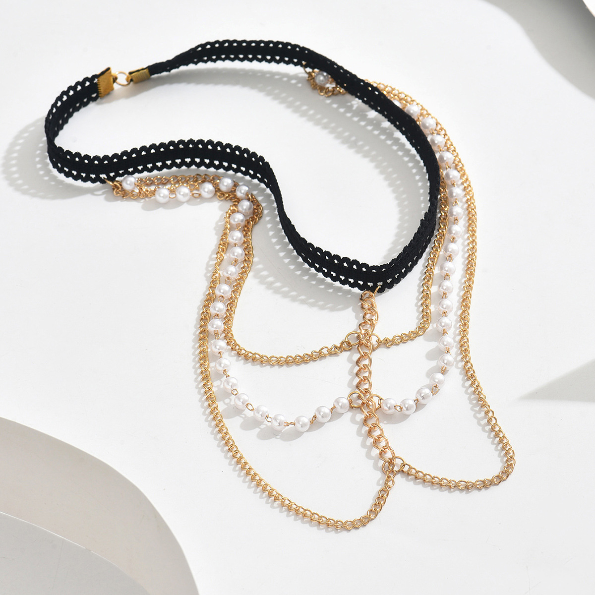 Pearl Thigh Chain: Elegant Body Jewelry for Women - Image 4