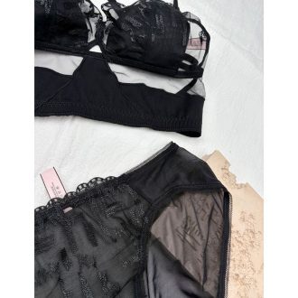 Embroidered French Style Wire-Free Girl’s Bra Set – Breathable Comfort