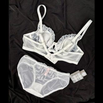 French Intimates Women’s Lace Sexy Comfort Bra Set with Steel Ring