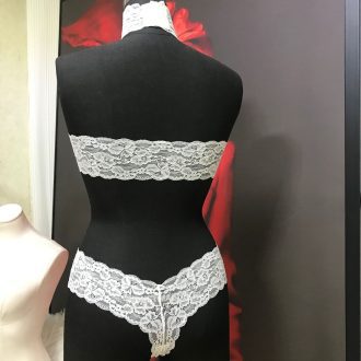 Sexy White Lace Neck Rhinestone Free Size Top
