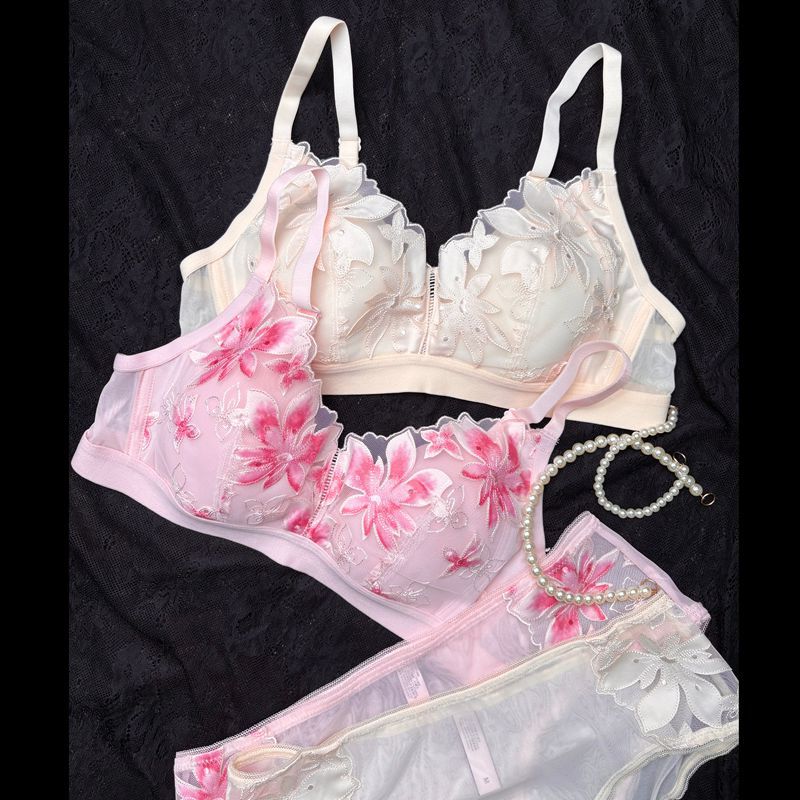 Laser Embroidered Wire-Free Breathable Cotton Bra Set with Thin Mesh Splicing